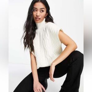 Urban Revivo Cable Knit Vest in Off White